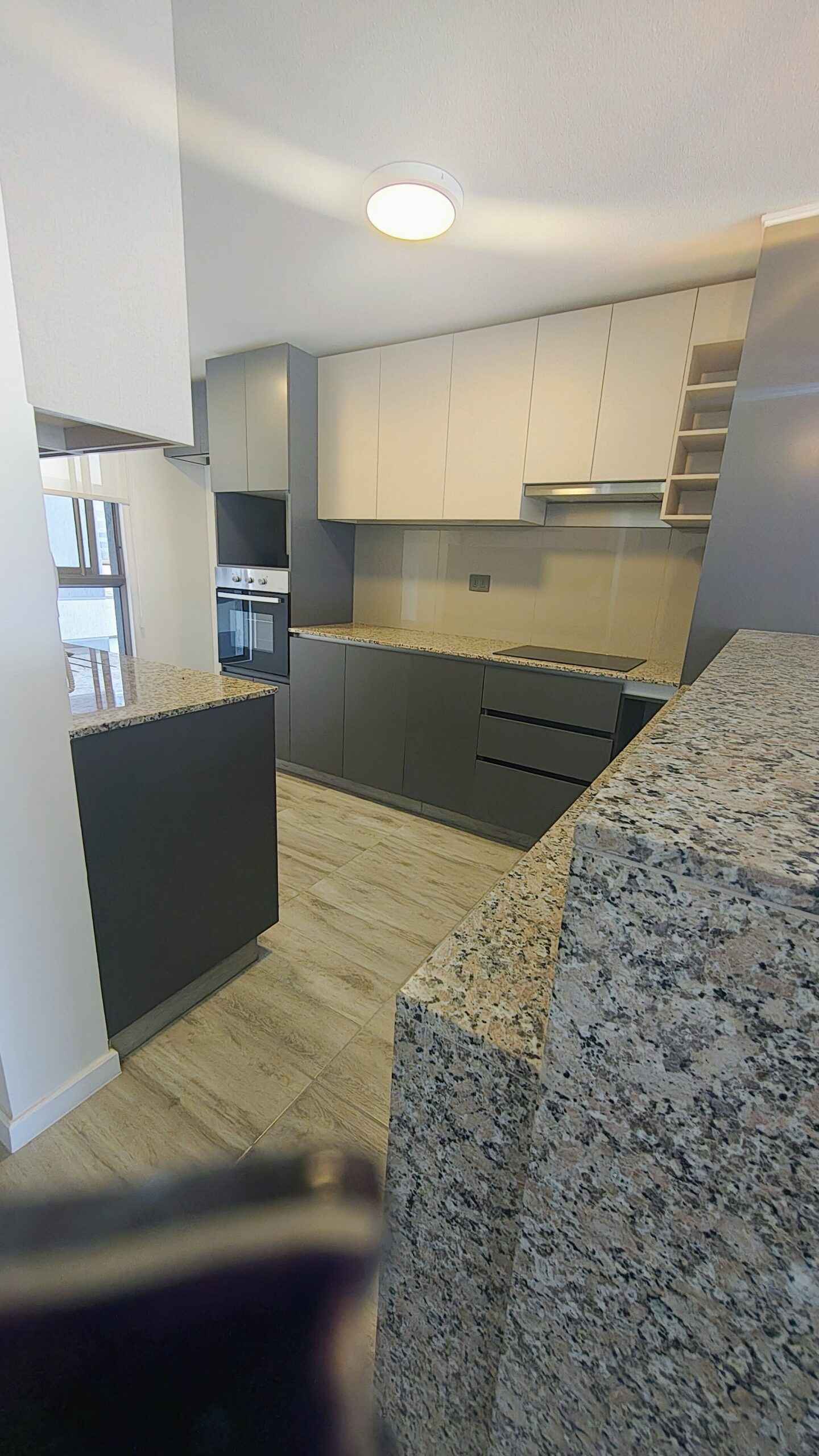 Se arrienda amplio Departamento nuevo sin uso Full electrico, Edificio Alerces, sector norte de Antofagasta, detrás del colegio San Patricio.