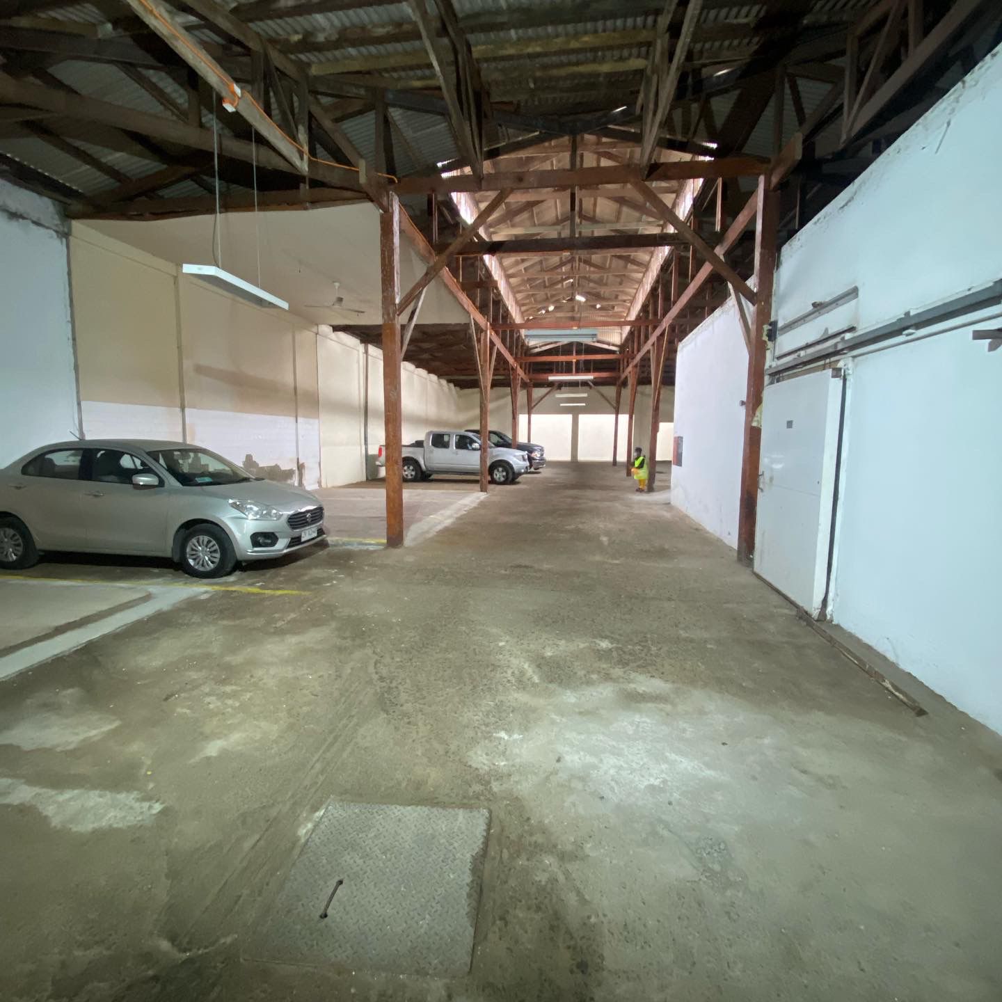 Se arrienda galpón techado en sector avenida brasil. Sector centro sur.