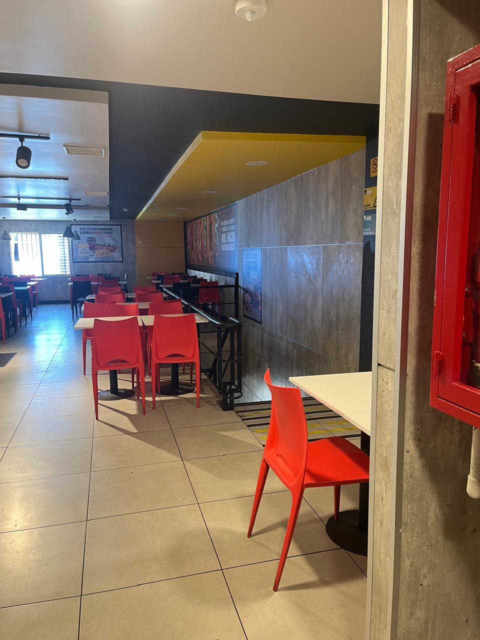 Se arrienda local en centro de Antofagasta