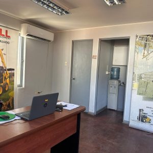 SE ARRIENDA GALPÓN CON OFICINAS – APTO EMPRESA